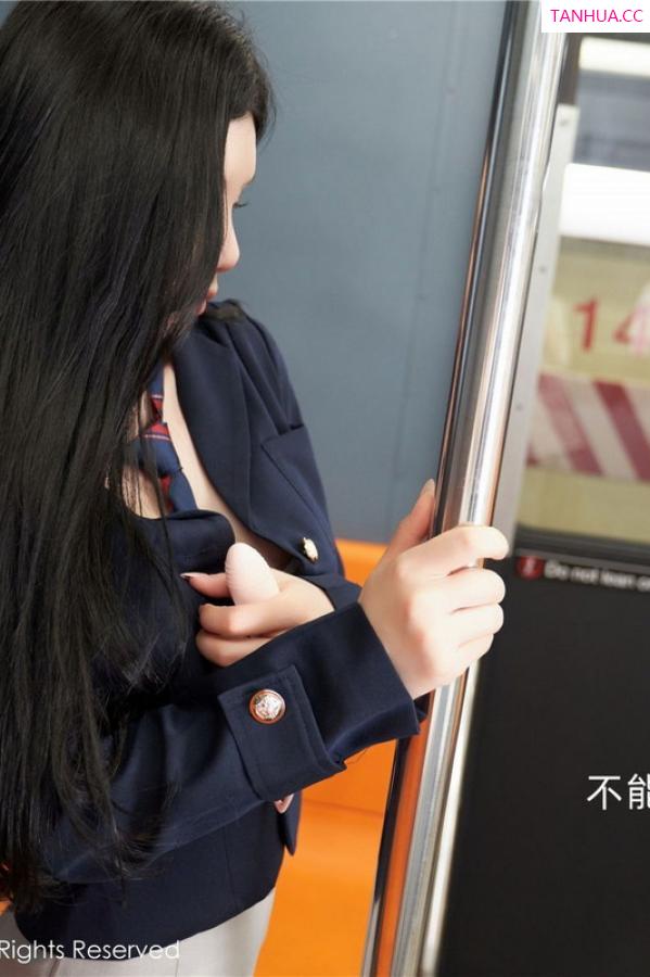 周于希dummy  [XiuRen]高清写真图 2023.07.14 No.7086 周于希Sally 制服短裙第99张图片